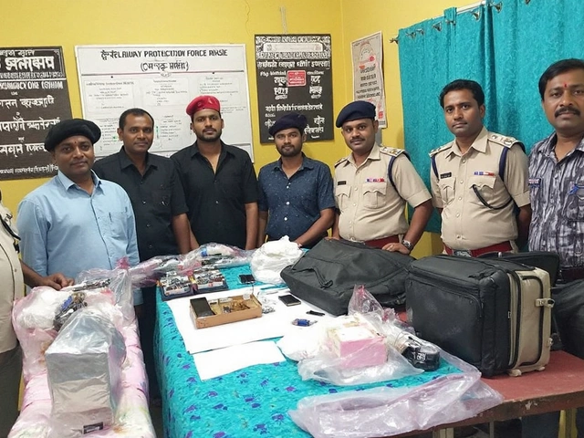 Bihar Opium Seizure: 77 kg Smuggled Drug Worth ₹77 Lakh Recovered in Major Railway Bust